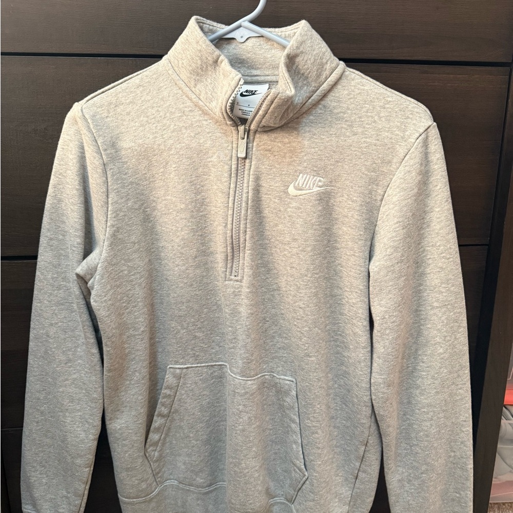 Nike Women’s Light Gray Zip-Up Sweater